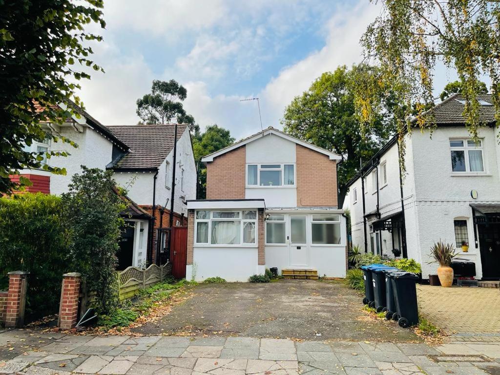 Enfield Chase Apartment Esterno foto
